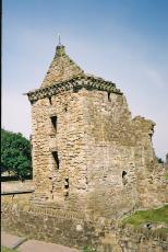A photo of the ruins of the castle in St. Andrews.
